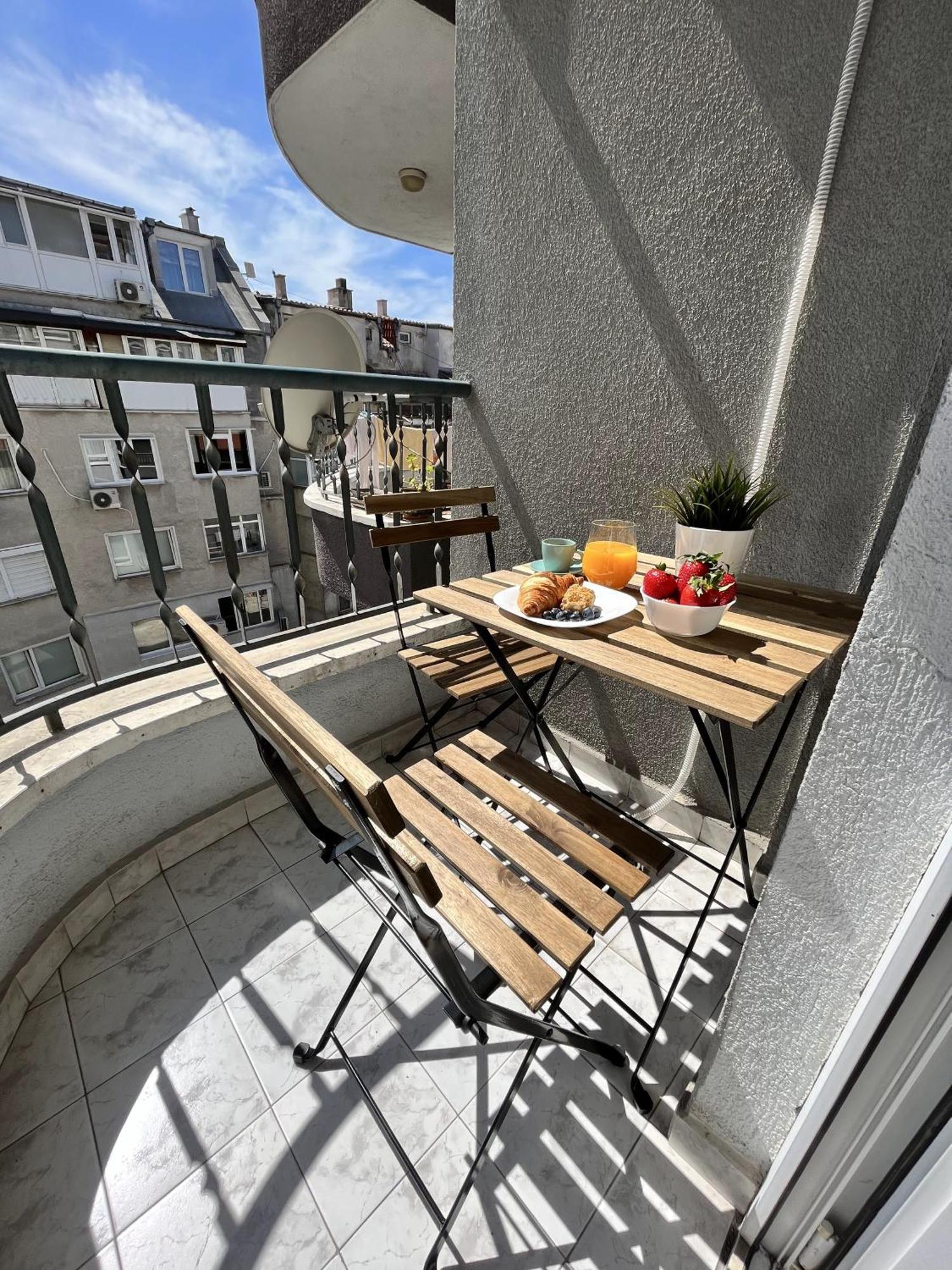 Central Cosy, Fully Renovated 2Bd Near The Cathedral Warna Zewnętrze zdjęcie